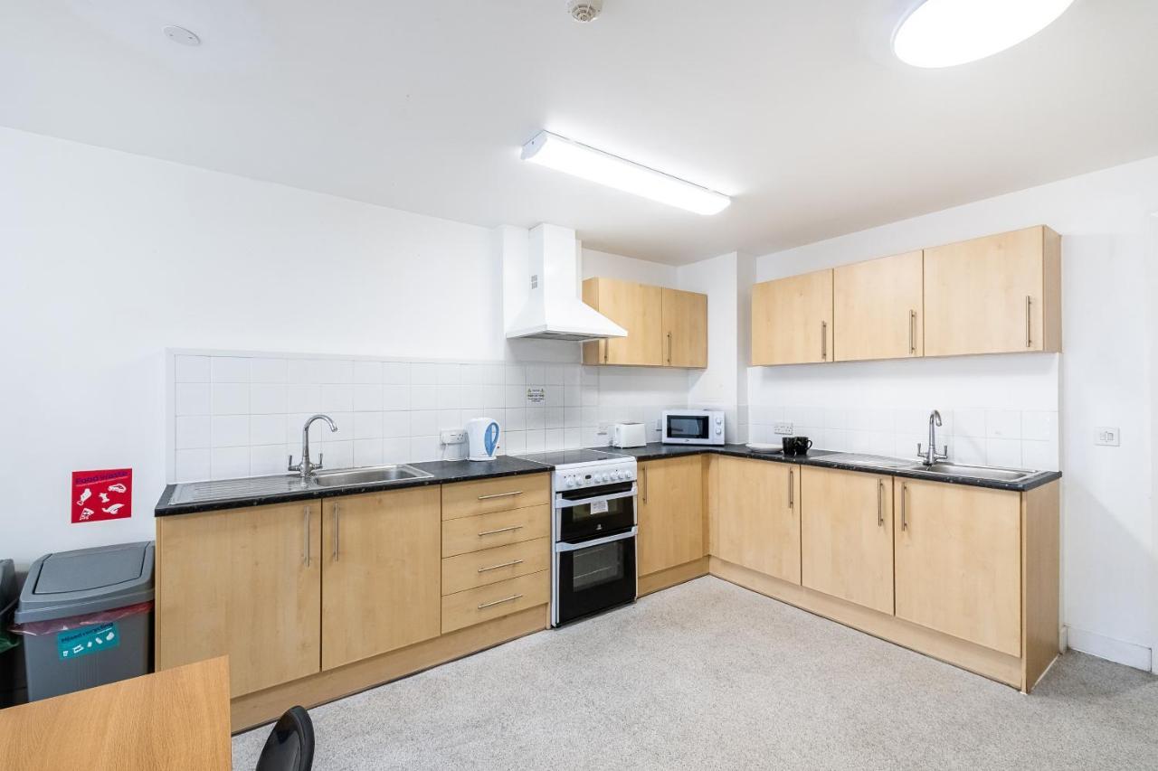 1 Night Free Comfortable Ensuite Rooms, Gillingham - Sk Hoo Exteriör bild