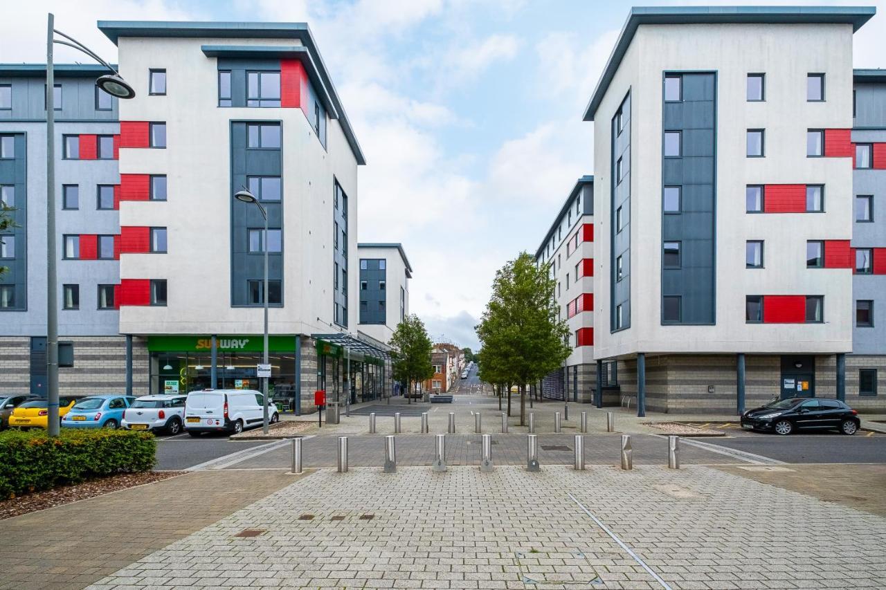 1 Night Free Comfortable Ensuite Rooms, Gillingham - Sk Hoo Exteriör bild